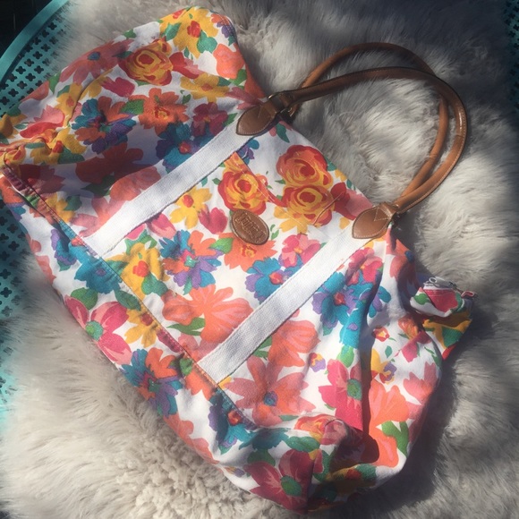 Gitano Handbags - Vintage GITANO Floral overnight bag